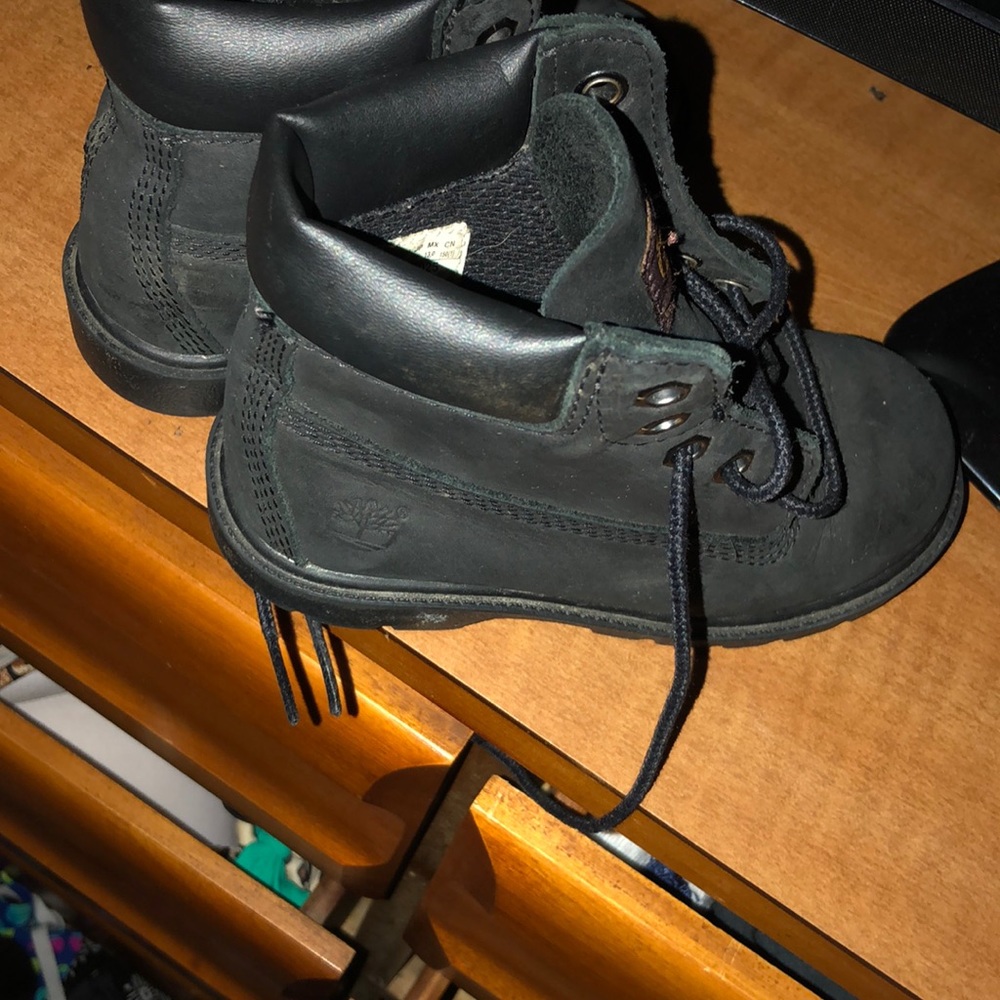 Kids timberland! Postd more pictures (per request)